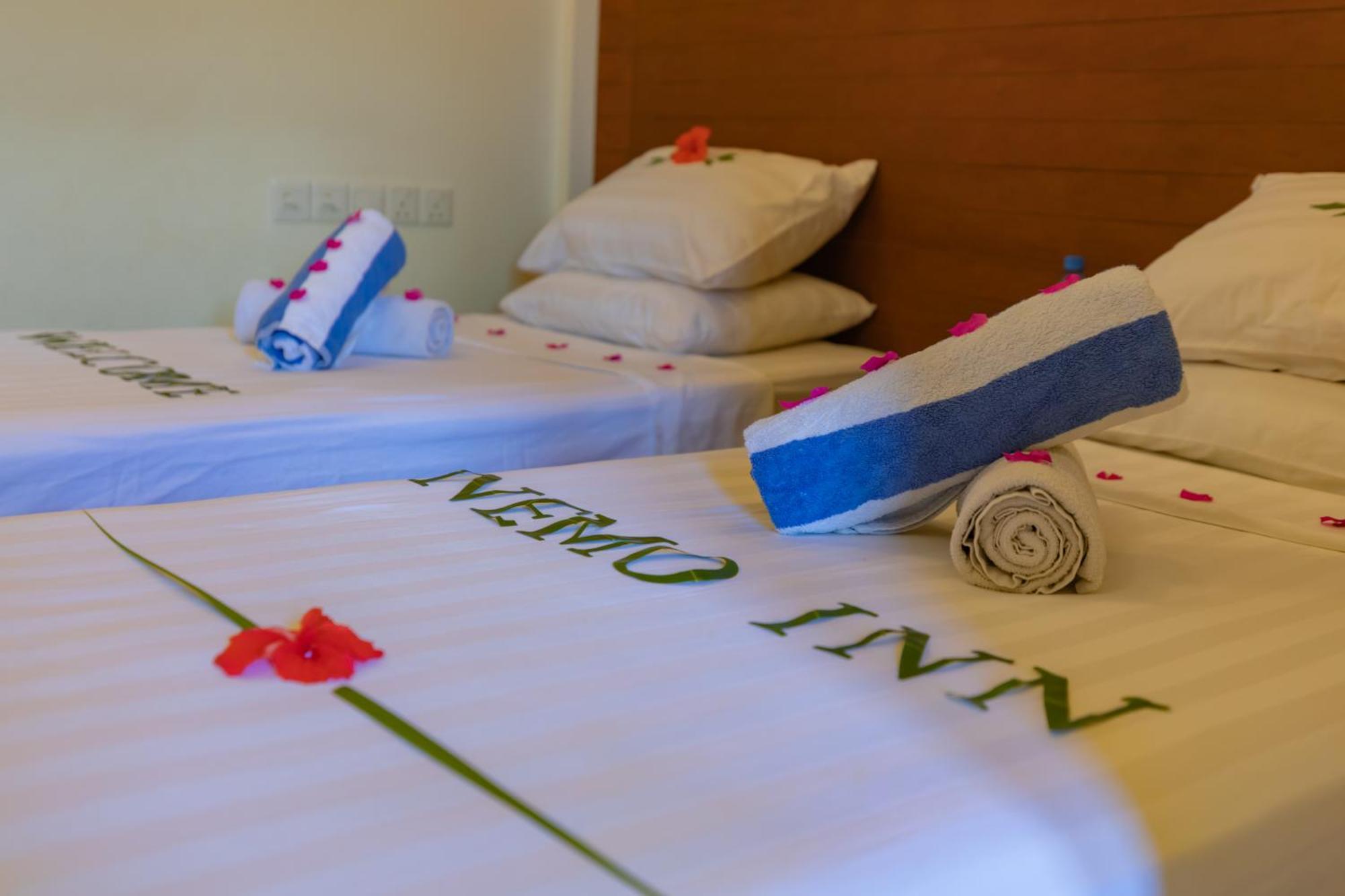 Nemo Inn Omadhoo Exterior photo